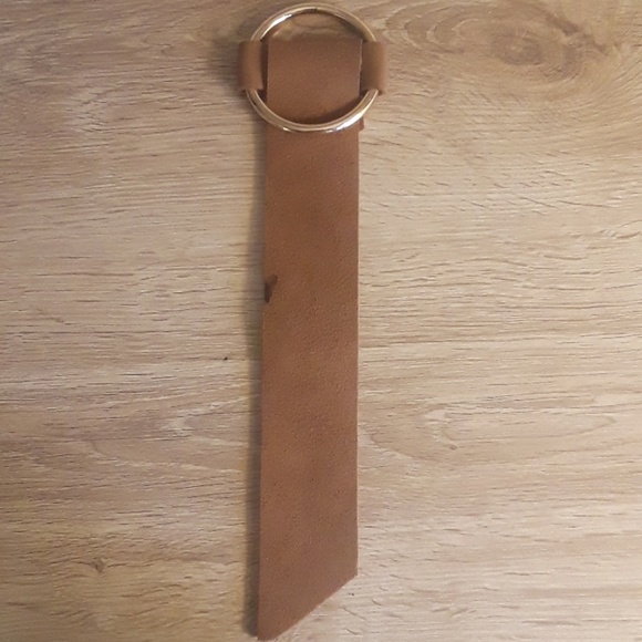 Brown Leather Thick Strap bracelet - Picture 1 of 3